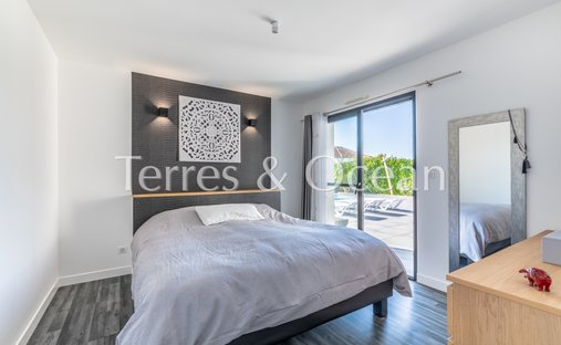 Castle for Sale in Peyrehorade, Nouvelle-Aquitaine, France