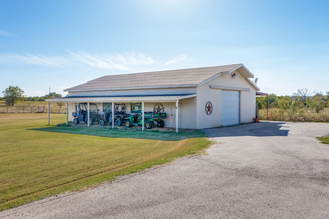 House in Fort Worth, Texas, United States 4 - 16557843