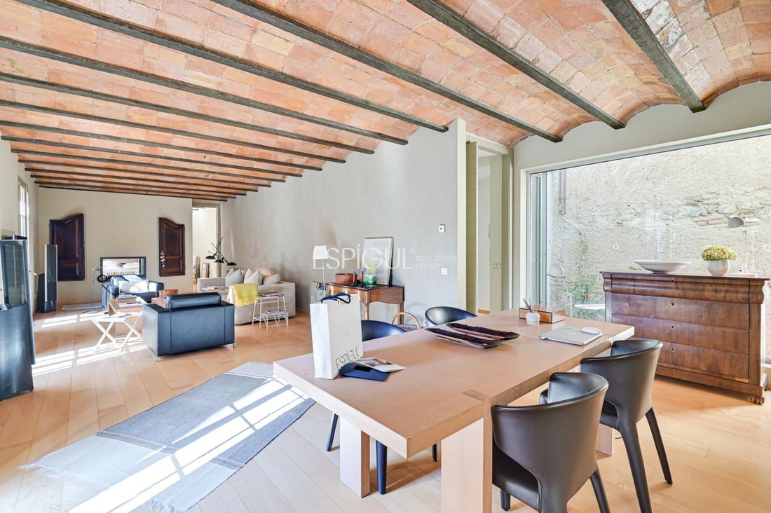 Villa in Tiana, Catalonia, Spain 1 - 16555933
