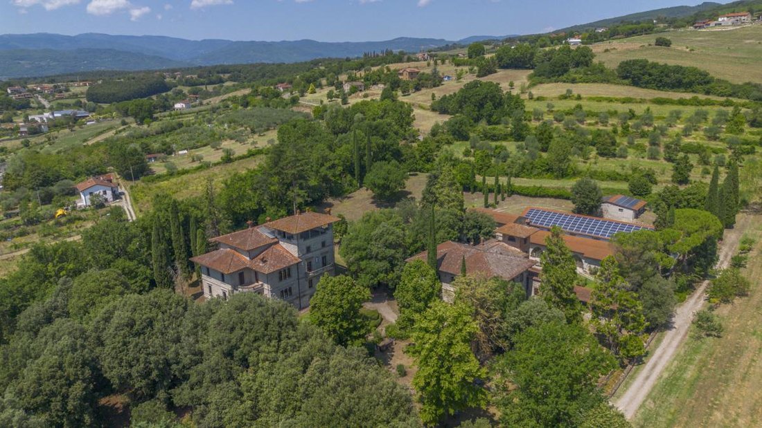 Villa in Bibbiena, Tuscany, Italy 1 - 16557876