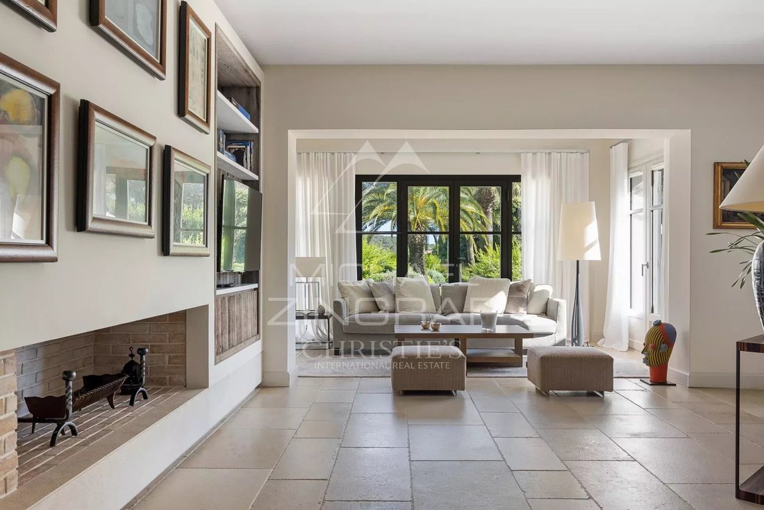 Villa in Mougins, Provence-Alpes-Côte d'Azur, France 4 - 16555529