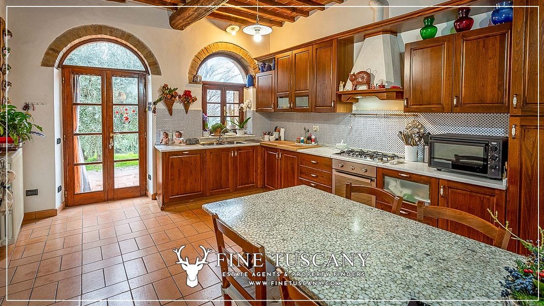 House in Volterra, Tuscany, Italy 3 - 16556530