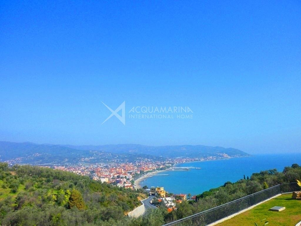 Villa in Diano Marina, Liguria, Italy 1 - 16556234