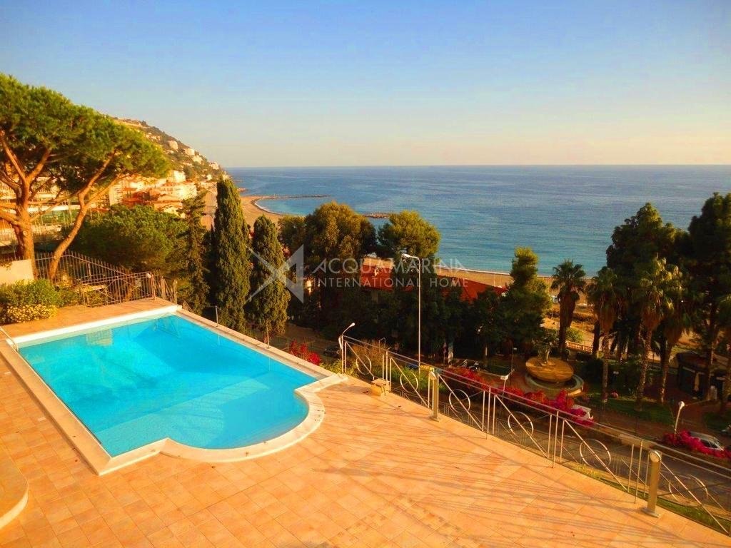 Villa in Center, Ospedaletti, Liguria 4 - 16556971