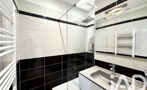 Castle for Sale in Villeneuve-lès-Maguelone, Occitanie, France