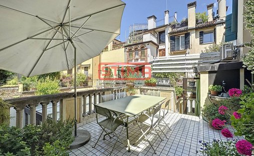 Appartement à Cathédrale - Piazza dei Signori, Trévise, Italie 1