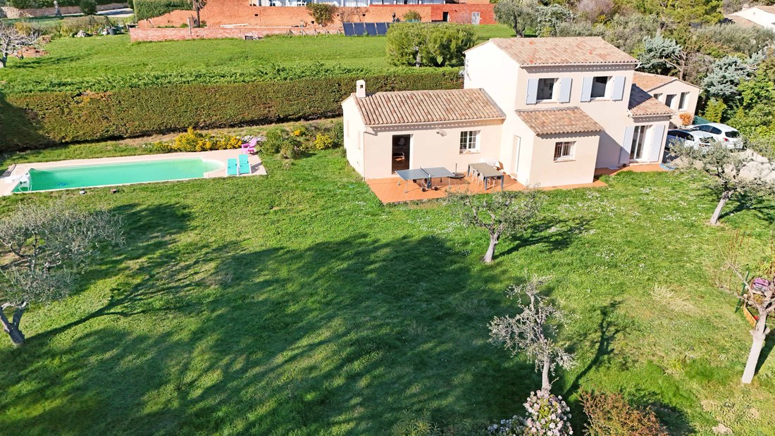 Villa in Tourrettes-sur-Loup, Provence-Alpes-Côte d'Azur, France 1 - 16556685