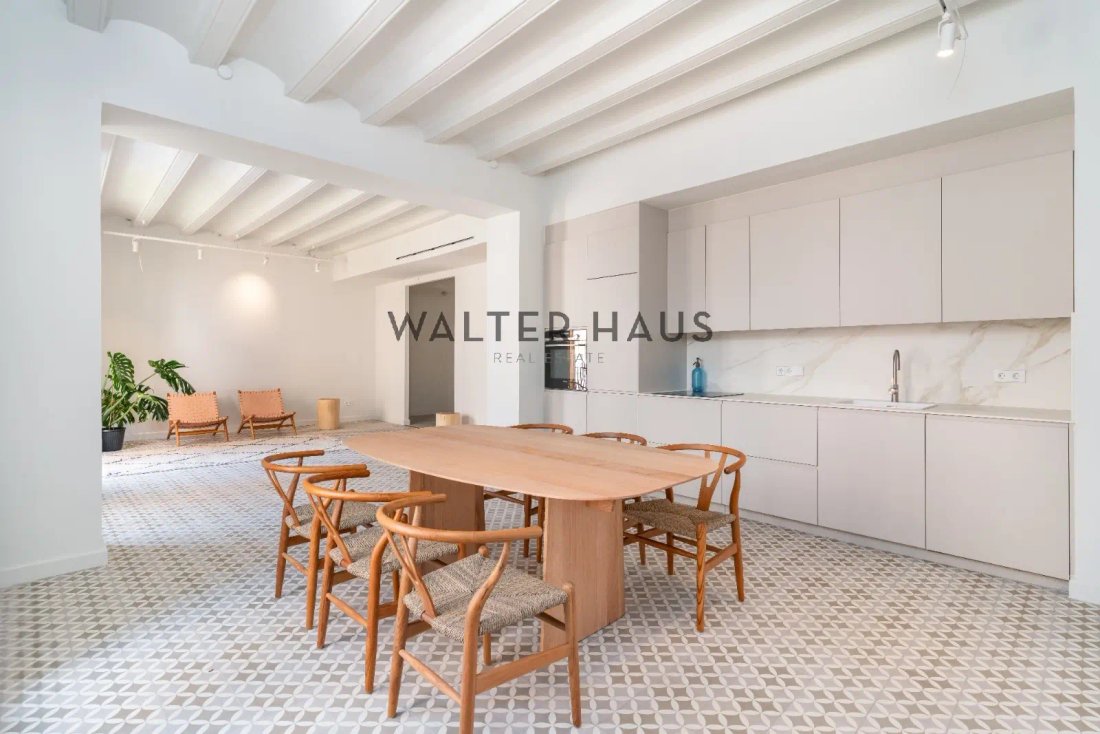 Apartment in Eixample, Barcelona, Spain 2 - 15777077