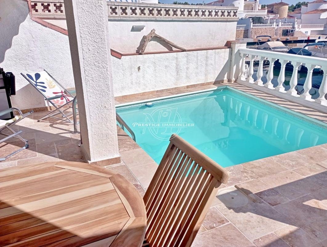 Villa in Empuriabrava, Catalonia, Spain 5 - 16555934