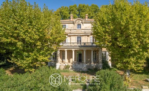 Castle for Sale in Istres, Provence-Alpes-Côte d'Azur, France