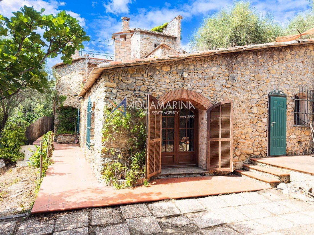 Villa in Camporosso, Liguria, Italy 2 - 16556213
