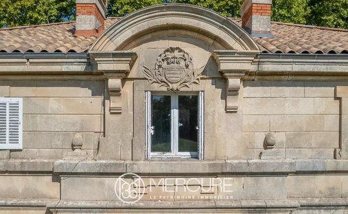 Castle for Sale in Istres, Provence-Alpes-Côte d'Azur, France