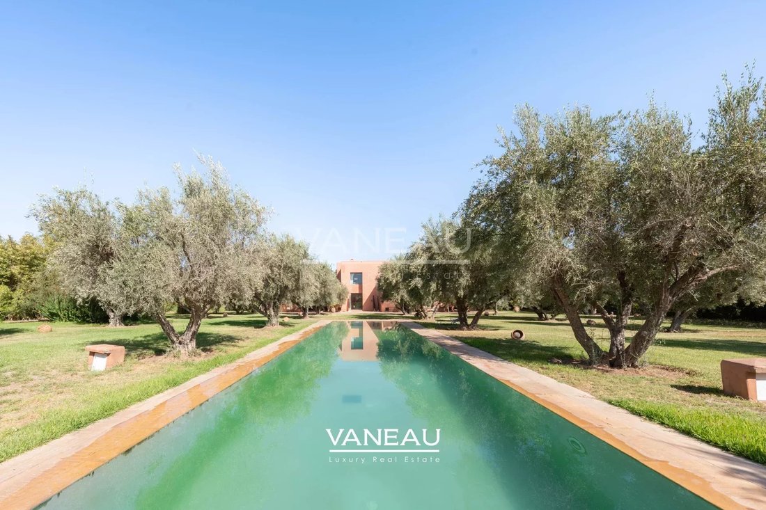 Villa in Annakhil, Marrakesh-Safi, Morocco 2 - 16556045