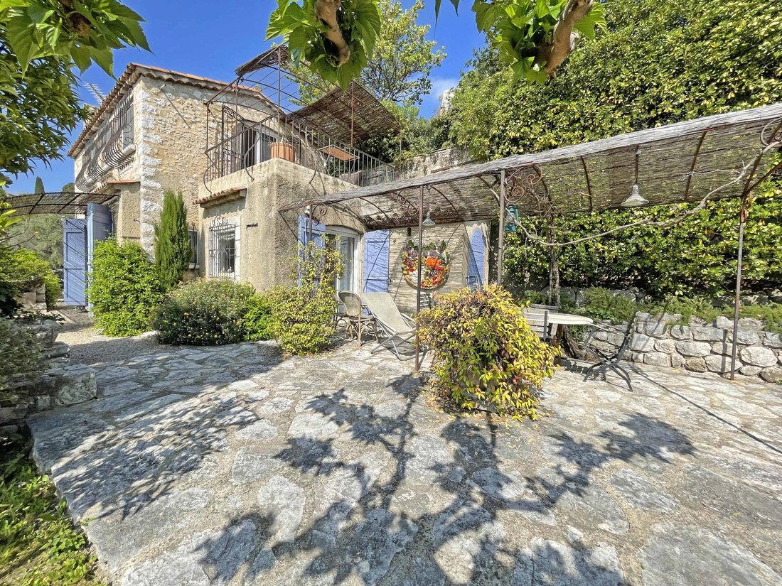Villa in Saint-Paul-de-Vence, Provence-Alpes-Côte d'Azur, France 3 - 16556690