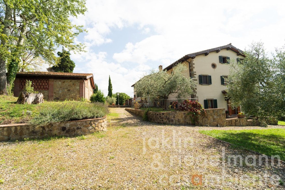Farm Ranch in Poppi, Tuscany, Italy 5 - 16555483