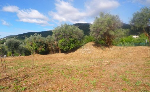 Land in Plan de Noves, Vence, France 1