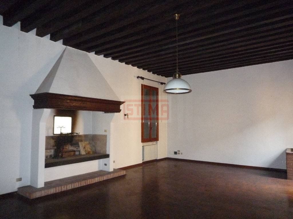 Apartment in Cathedral - Piazza dei Signori, Treviso, Italy 1 - 16556150