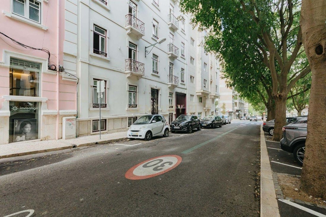 Apartment in Avenidas Novas, Lisbon, Portugal 2 - 16558364