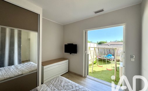 Castle for Sale in Villeneuve-lès-Maguelone, Occitanie, France