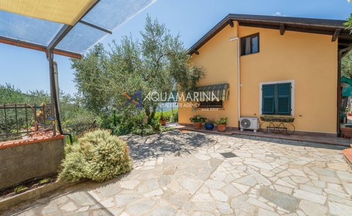 Villa in Pontedassio, Liguria, Italy 1