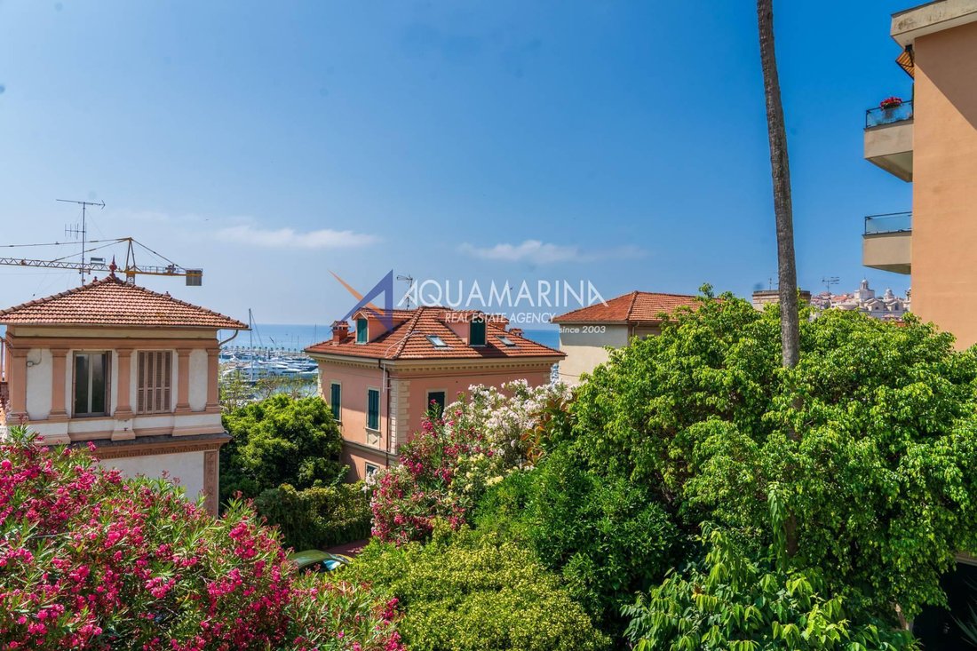 Villa in Porto Maurizio, Imperia, Liguria 2 - 16556921