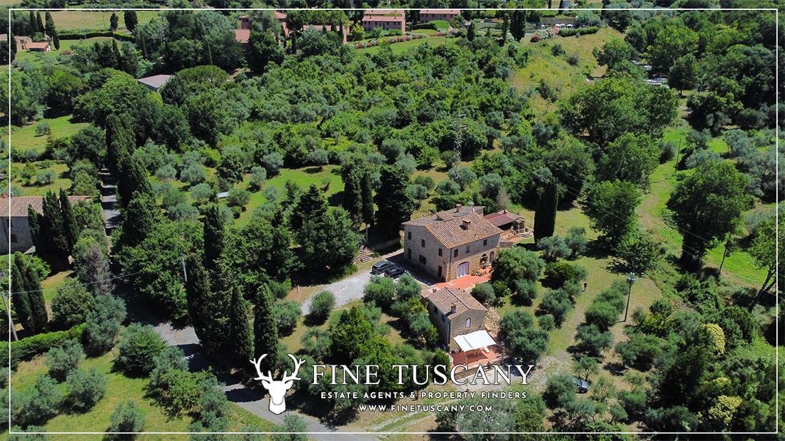 House in Volterra, Tuscany, Italy 2 - 16556530