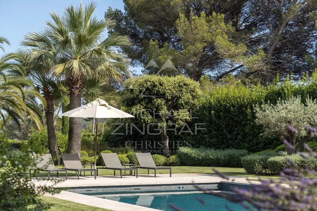 Villa in Mougins, Provence-Alpes-Côte d'Azur, France 3 - 16555529