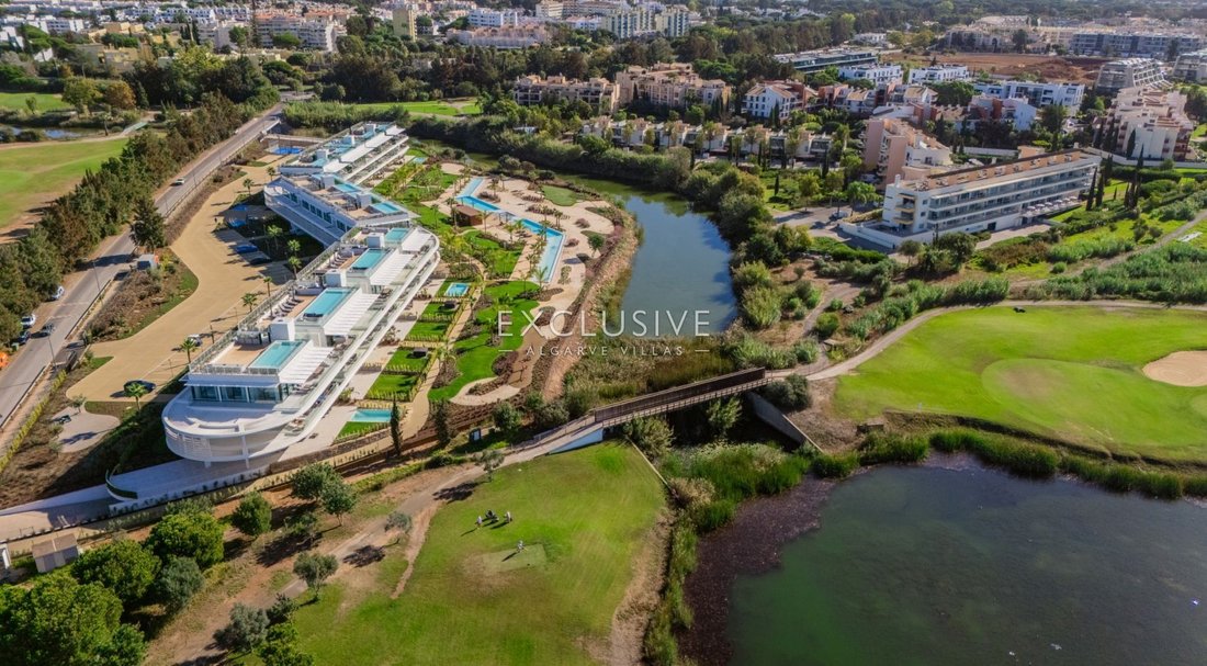Apartment in Vilamoura, Quarteira, Algarve 1 - 16556169
