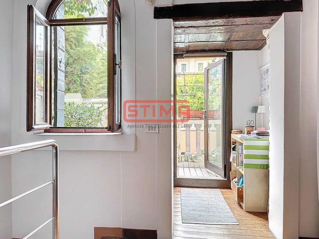 Apartment in Cathedral - Piazza dei Signori, Treviso, Italy 5 - 16556955