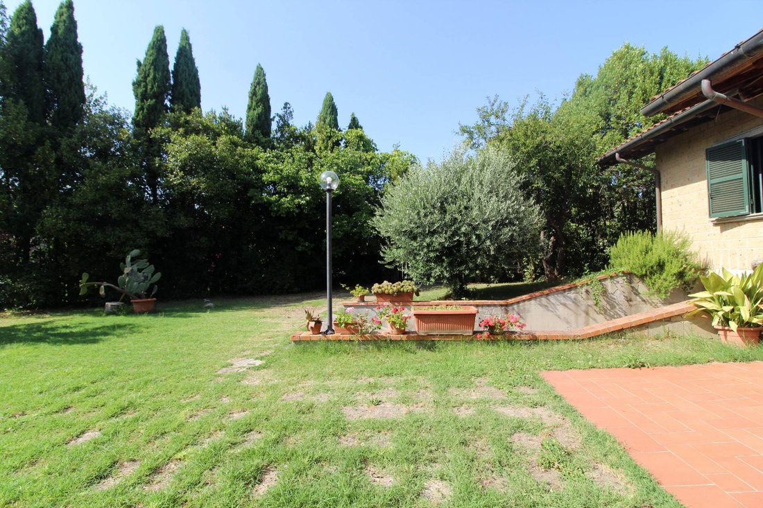 Villa in Ghezzano-Colignola Mezzana-Campo, Cascina, Tuscany 3 - 16558726