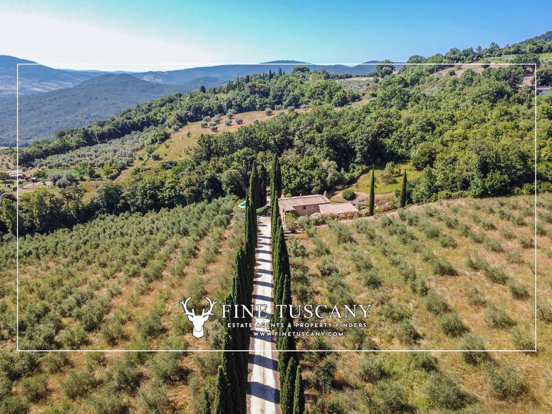 House in Montecatini Val di Cecina, Tuscany, Italy 2 - 16555607