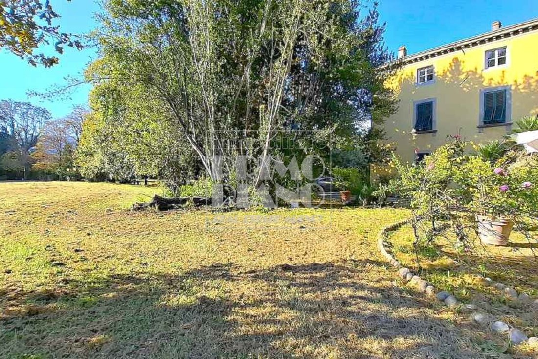 Villa in Historic Center, Lucca, Tuscany 3 - 16555484