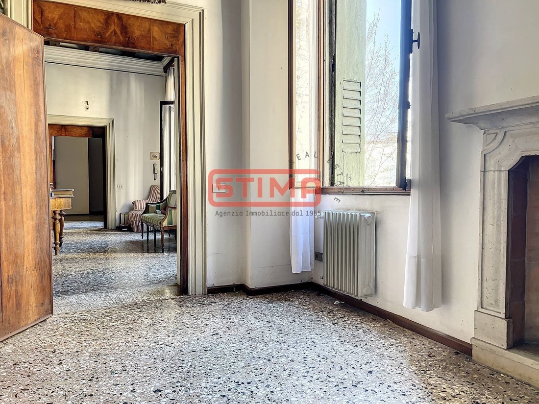 Apartment in Cathedral - Piazza dei Signori, Treviso, Italy 5 - 16556919