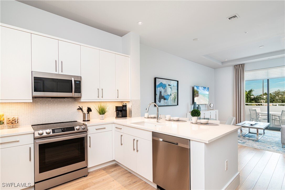 Condo in Naples, Florida, United States 5 - 16558501