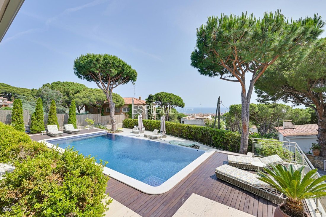Villa in Cabrils, Catalonia, Spain 1 - 16556279