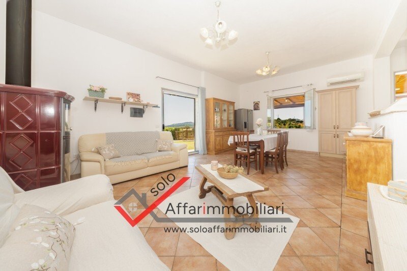 Villa in Center, Olbia, Italy 4 - 16555961