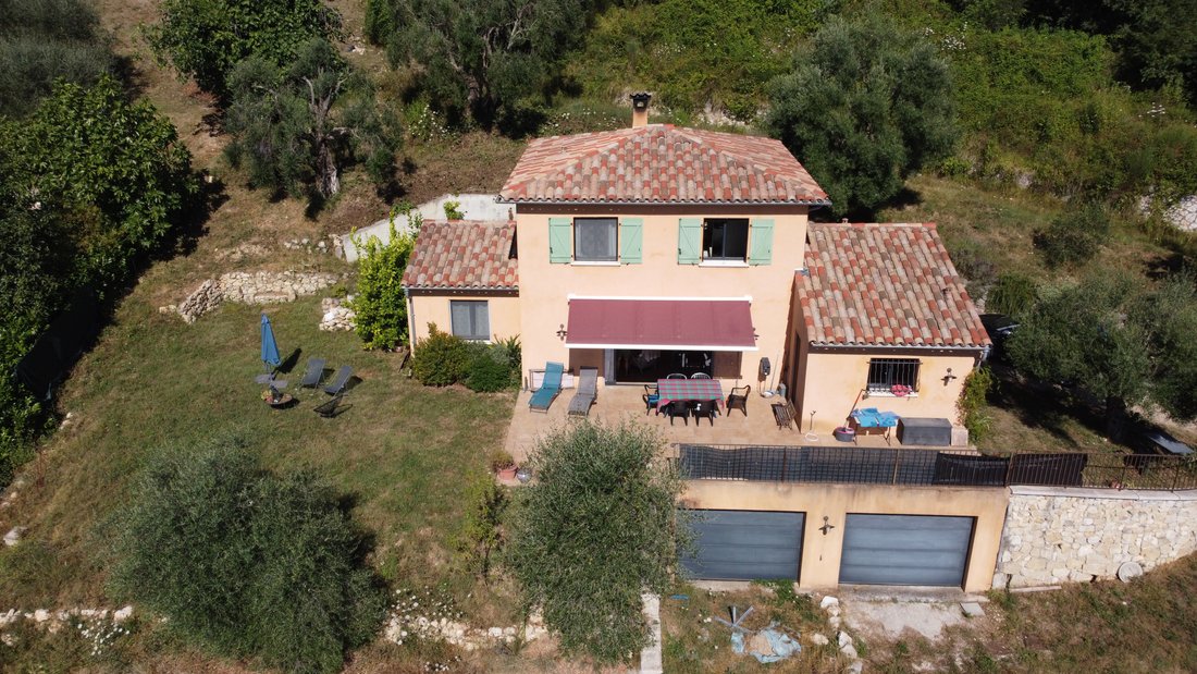Villa in Tourrettes-sur-Loup, Provence-Alpes-Côte d'Azur, France 3 - 16557102