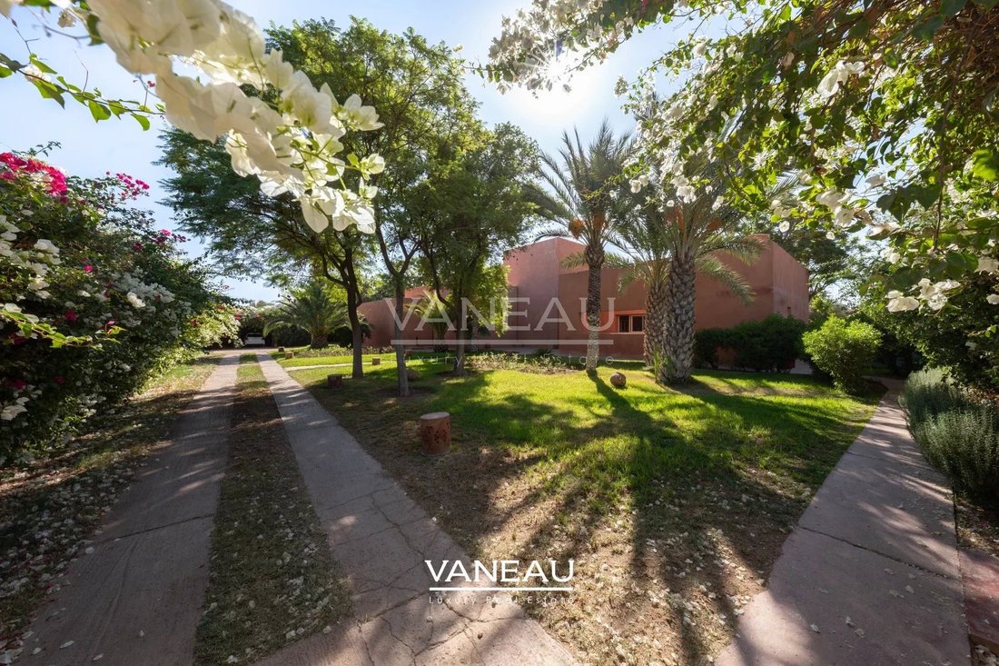 Villa in Annakhil, Marrakesh-Safi, Morocco 1 - 16556045