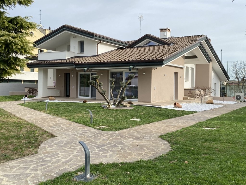 Villa in Fiesso d'Artico, Venetien, Italien 1 - 16555600