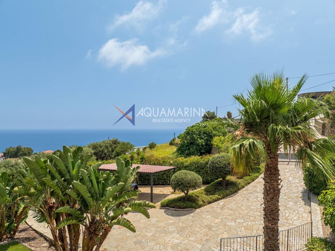 Villa in Cipressa, Liguria, Italy 4 - 16556898