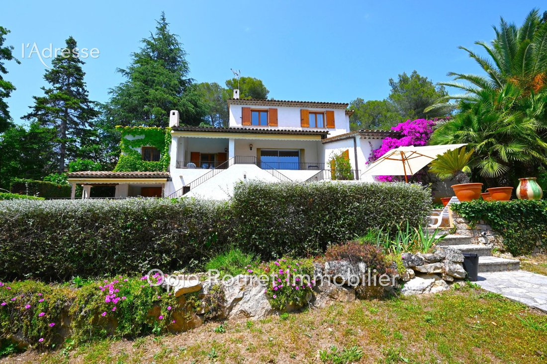 Villa in Le Rouret, Provence-Alpes-Côte d'Azur, France 4 - 14947853