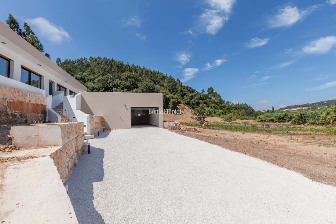 Villa in Alvorninha, Leiria District, Portugal 4 - 16075280