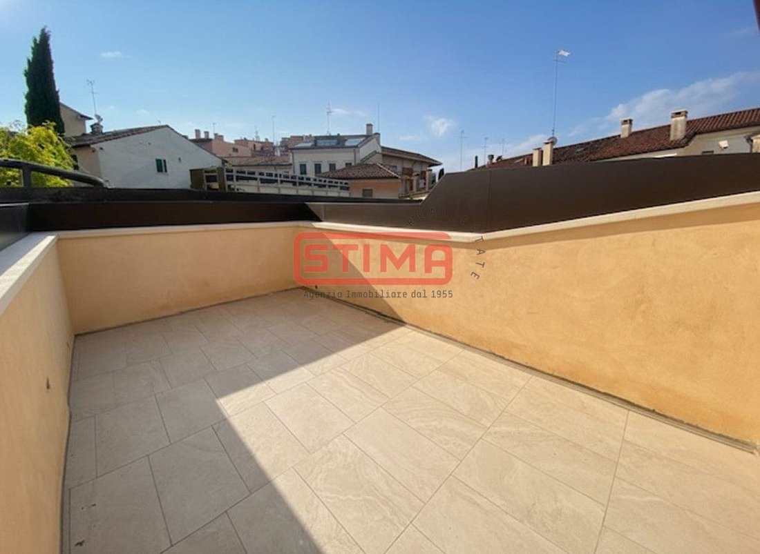 Apartment in Cathedral - Piazza dei Signori, Treviso, Italy 2 - 16556485