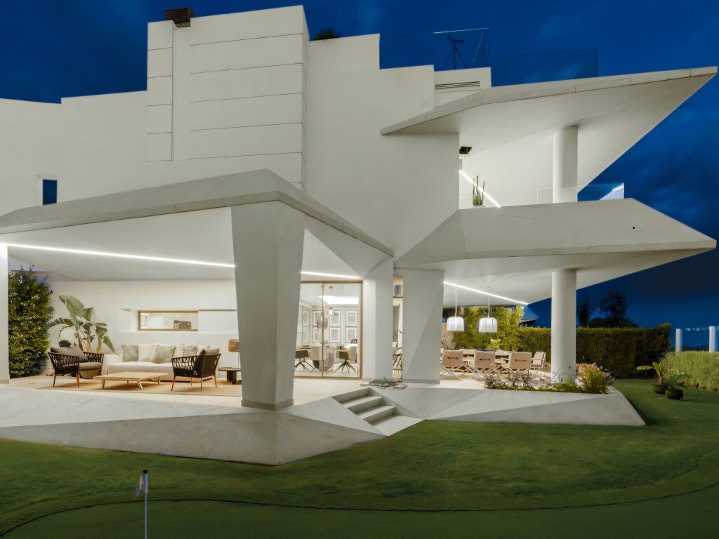 Villa in Puerto Banus, Marbella, Spain 2 - 16558206