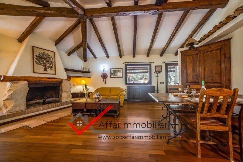 Villa in Center, Olbia, Italy 3 - 16556367