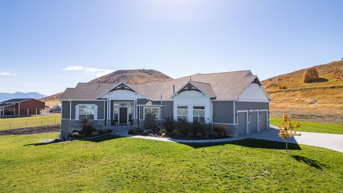 House in Mendon, Utah, United States 1 - 16557396