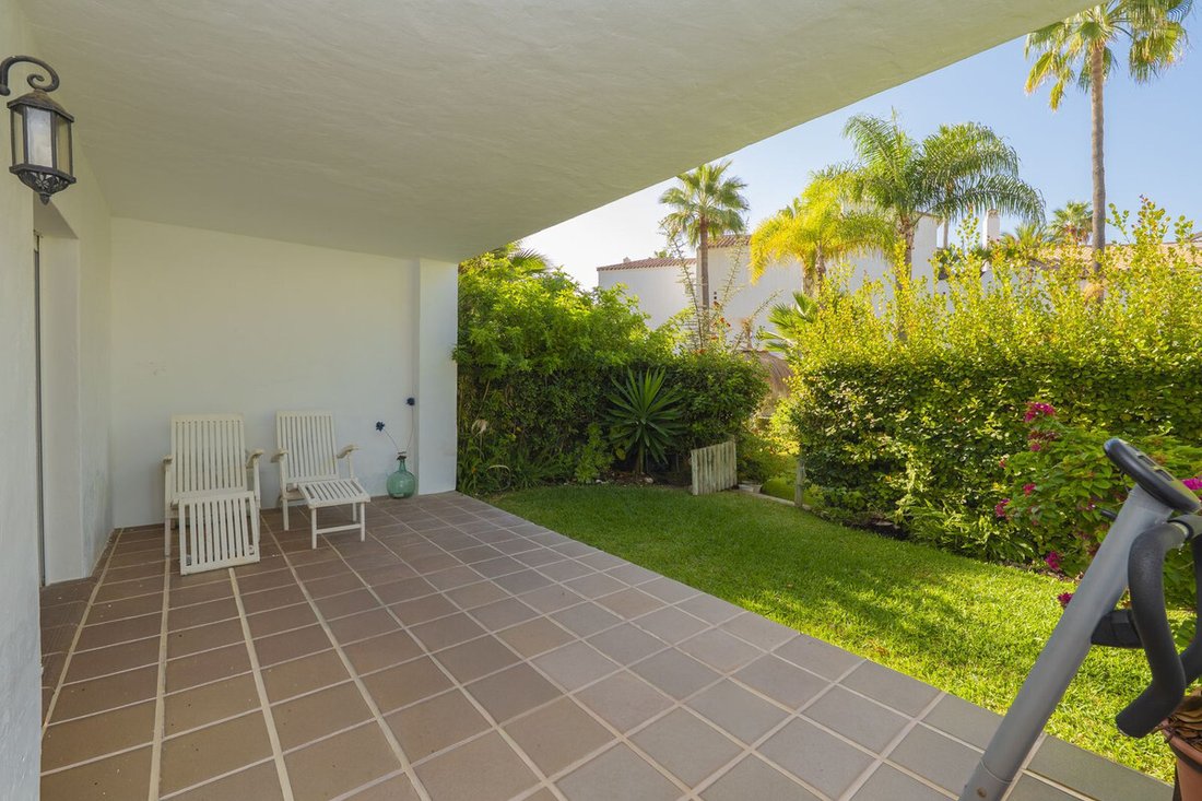 Townhouse in Marbella, Andalusia, Spain 4 - 16555757
