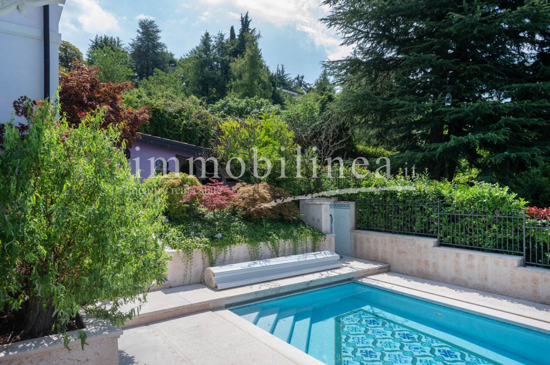 Villa in San Zeno di Montagna, Veneto, Italy 3 - 16556374