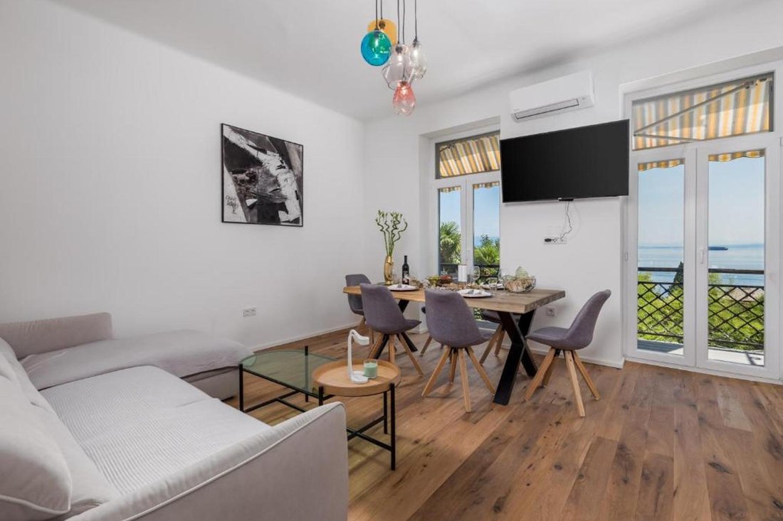 Apartment in Grad Opatija, Primorje-Gorski Kotar County, Croatia 2 - 16558320