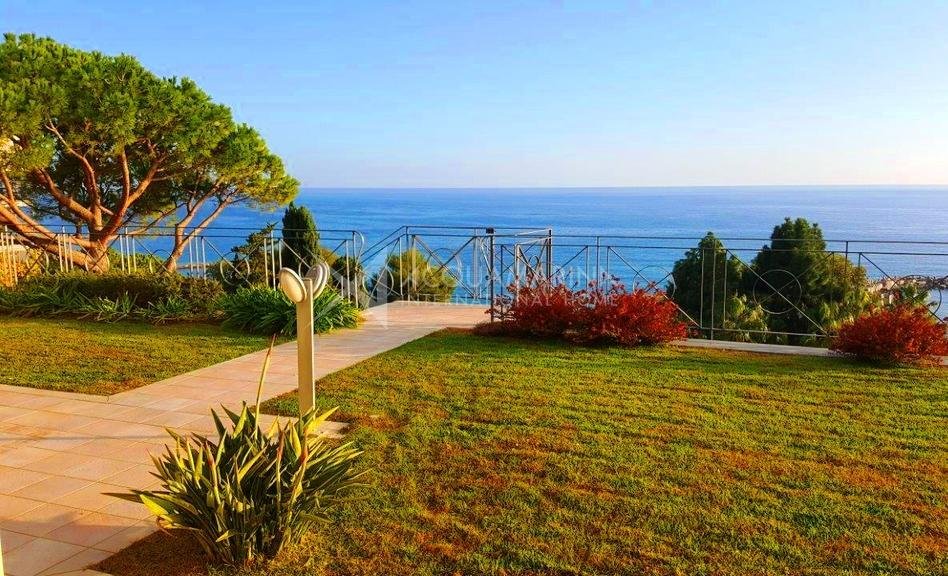 Villa in Center, Ospedaletti, Liguria 2 - 16556971